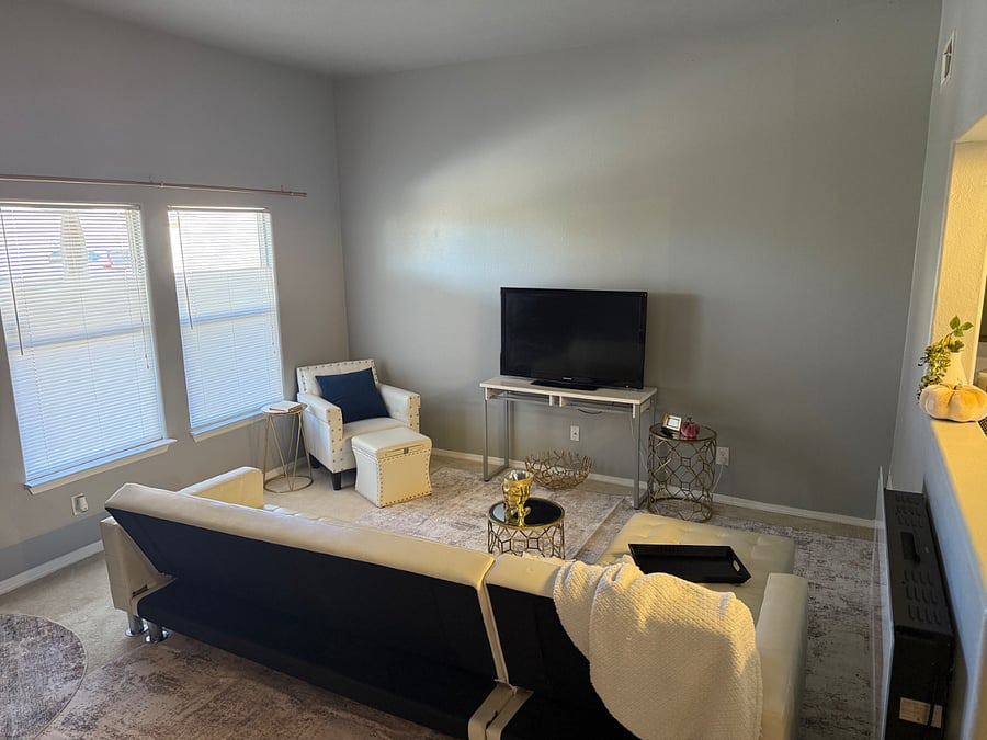 Furnished Finder property 860718_1 photo 3