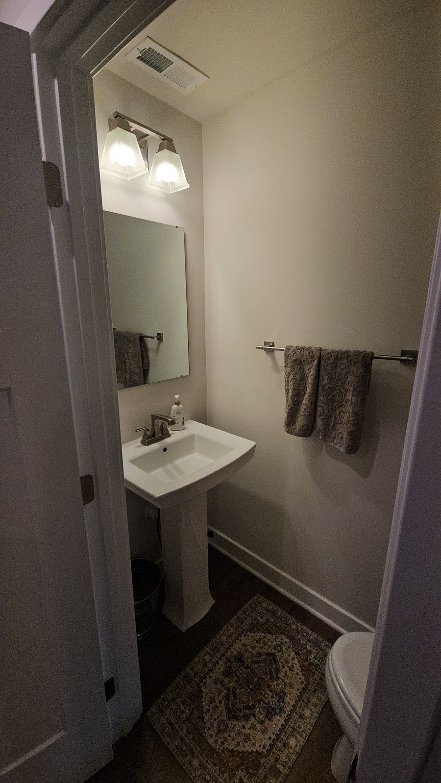 Furnished Finder property 860719_1 photo 15