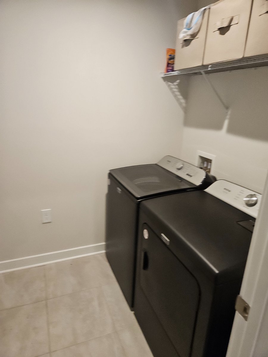 Furnished Finder property 860719_1 photo 18