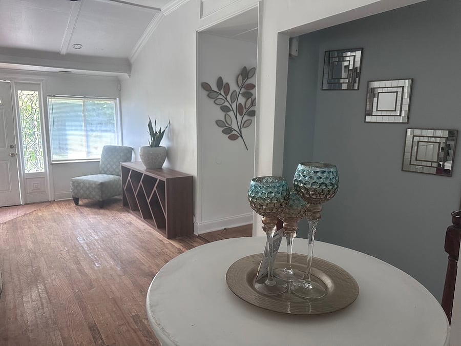 Furnished Finder property 860729_1 photo 6