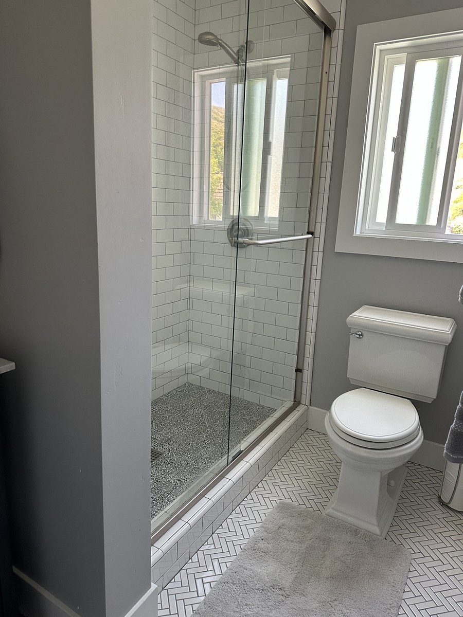 PRIVATE IN ROOM BATHROOM