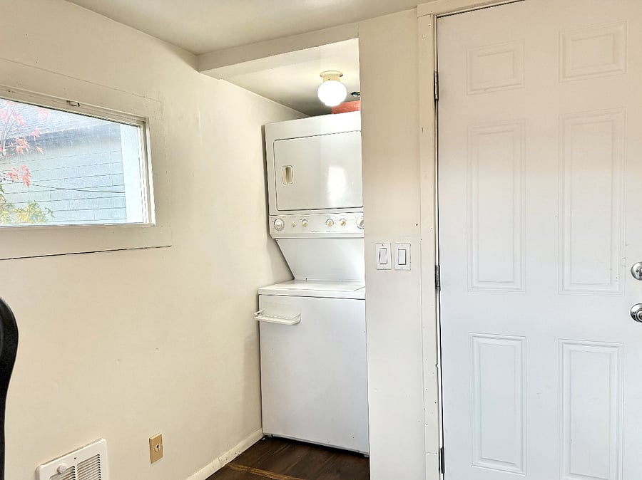 Furnished Finder property 860787_1 photo 15