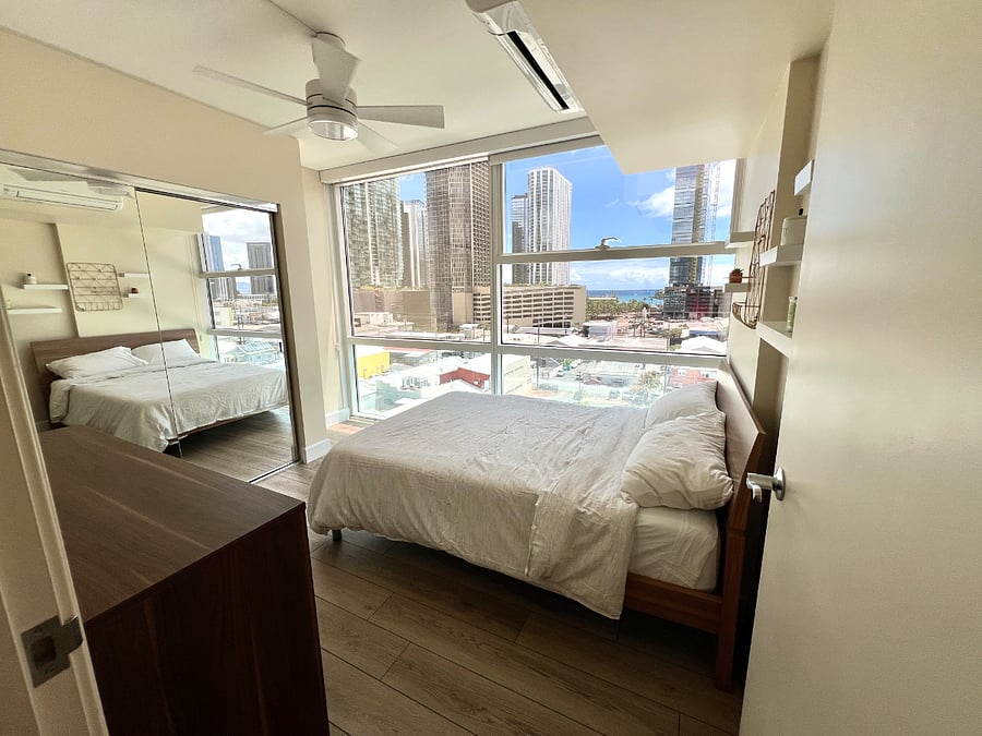 Secondary bedroom