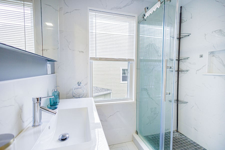 Full Bath on 2nd Floor
