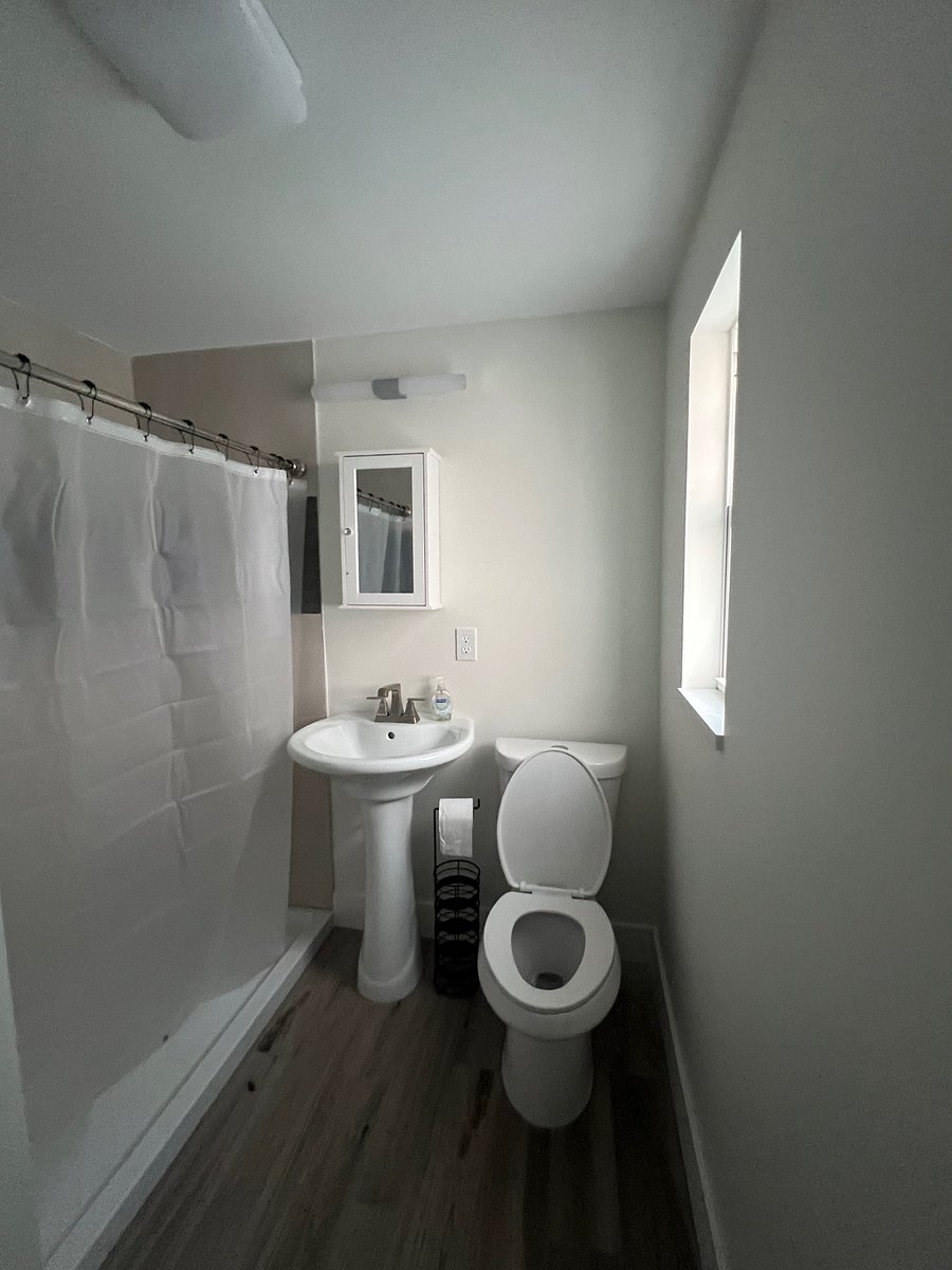 Furnished Finder property 860843_1 photo 10