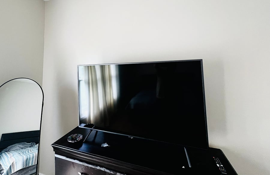 Bedroom 1- 55 inch TV