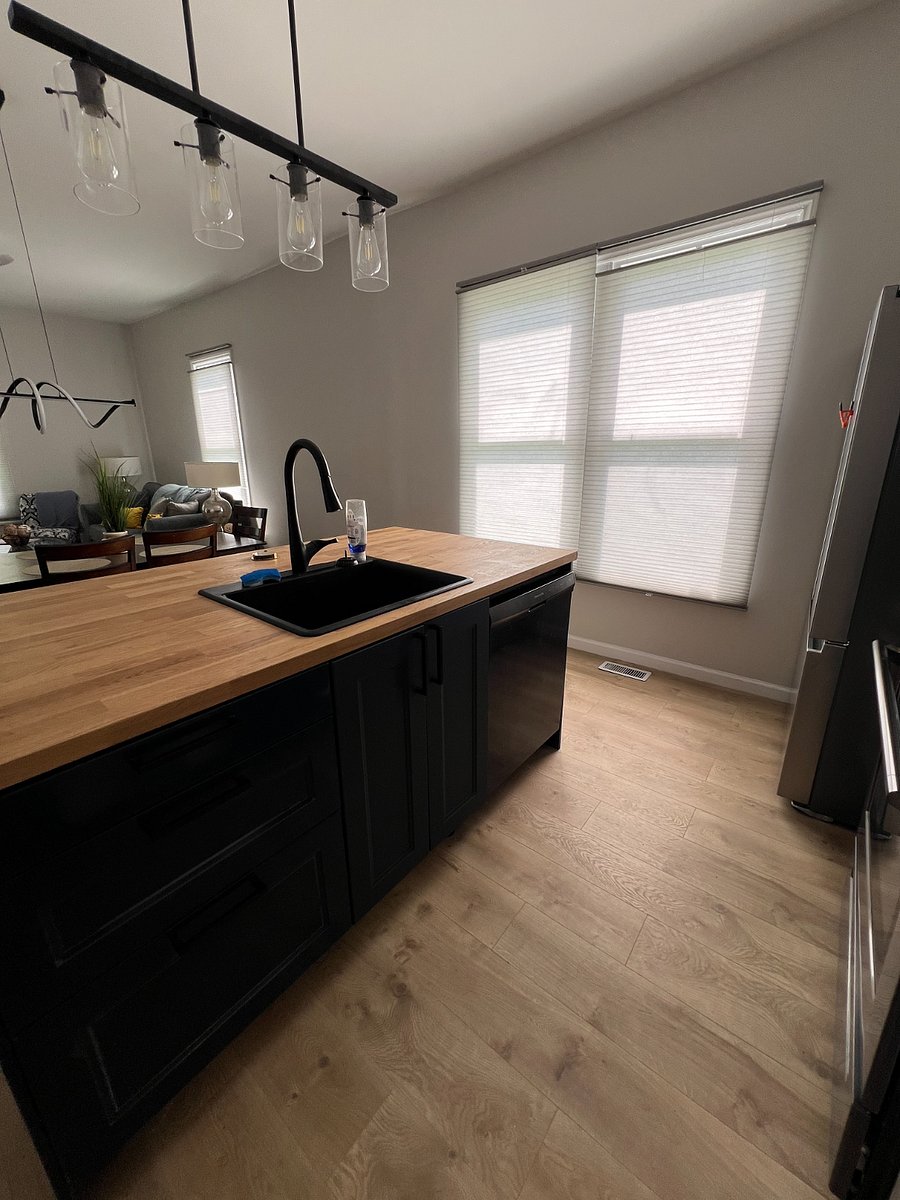 Kitchen- dishwasher 