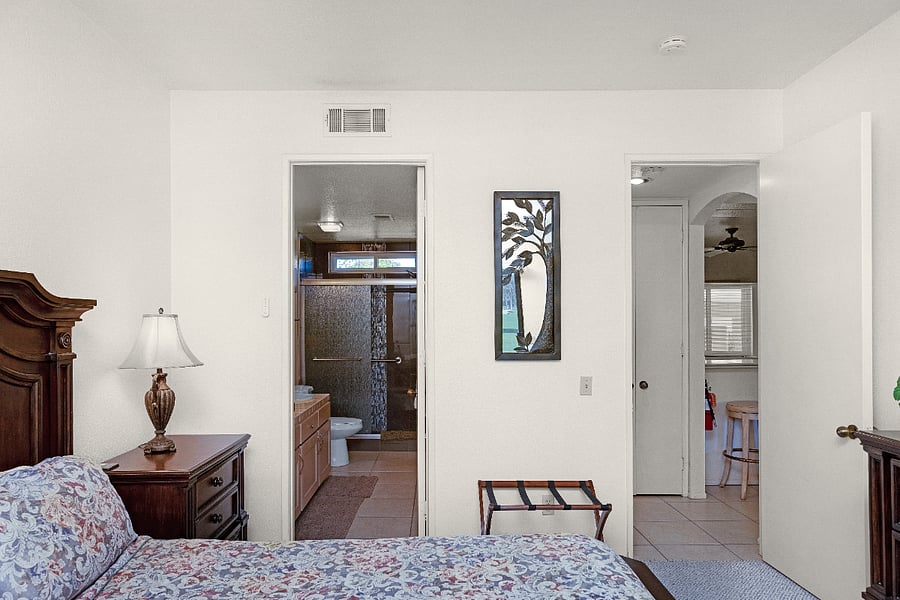 Furnished Finder property 860861_1 photo 9