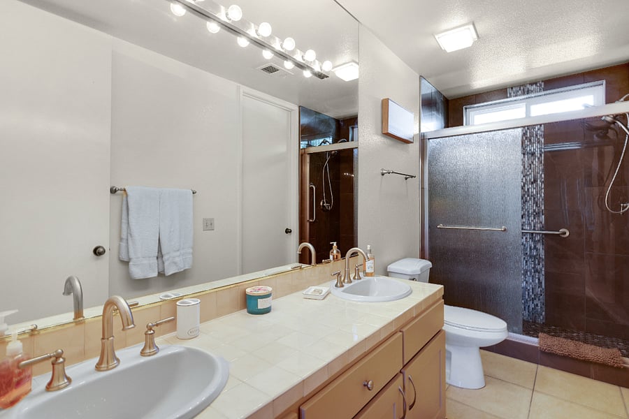Furnished Finder property 860861_1 photo 11