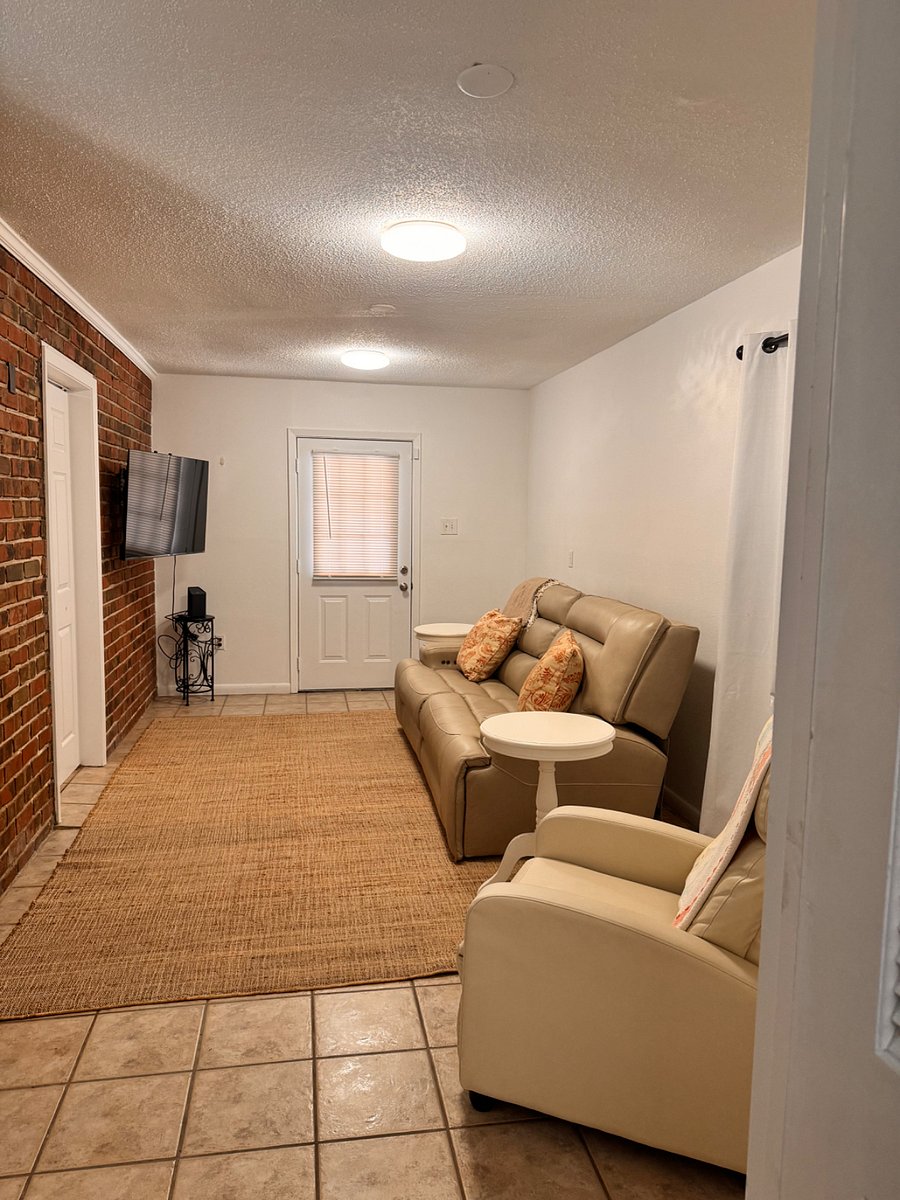 Furnished Finder property 860886_1 photo 9