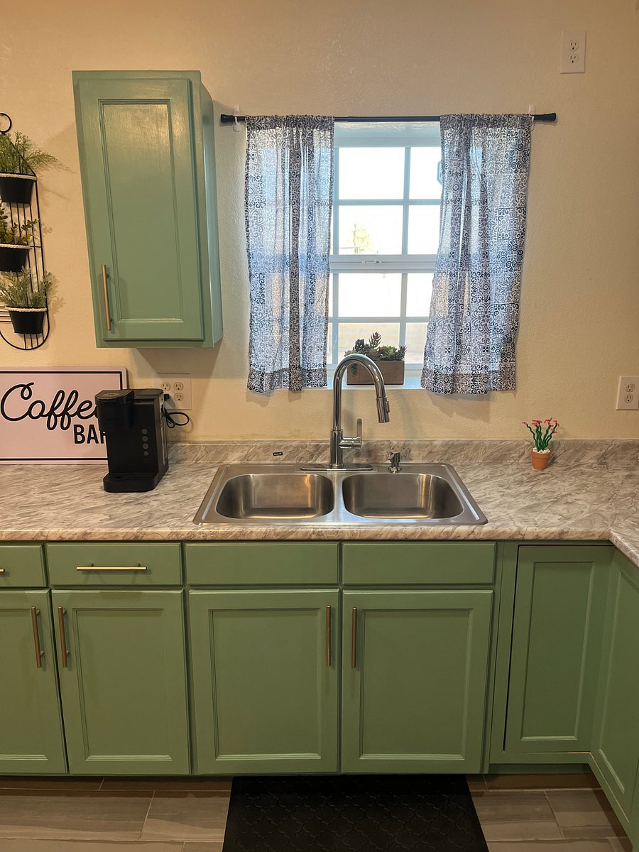 Furnished Finder property 860901_1 photo 9