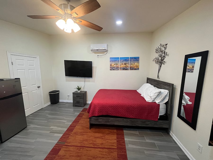 Furnished Finder property 860901_1 photo 12