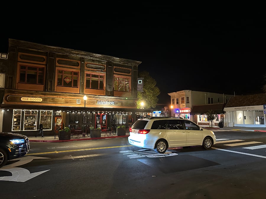 .9 mile walk to downtown Mill Valley