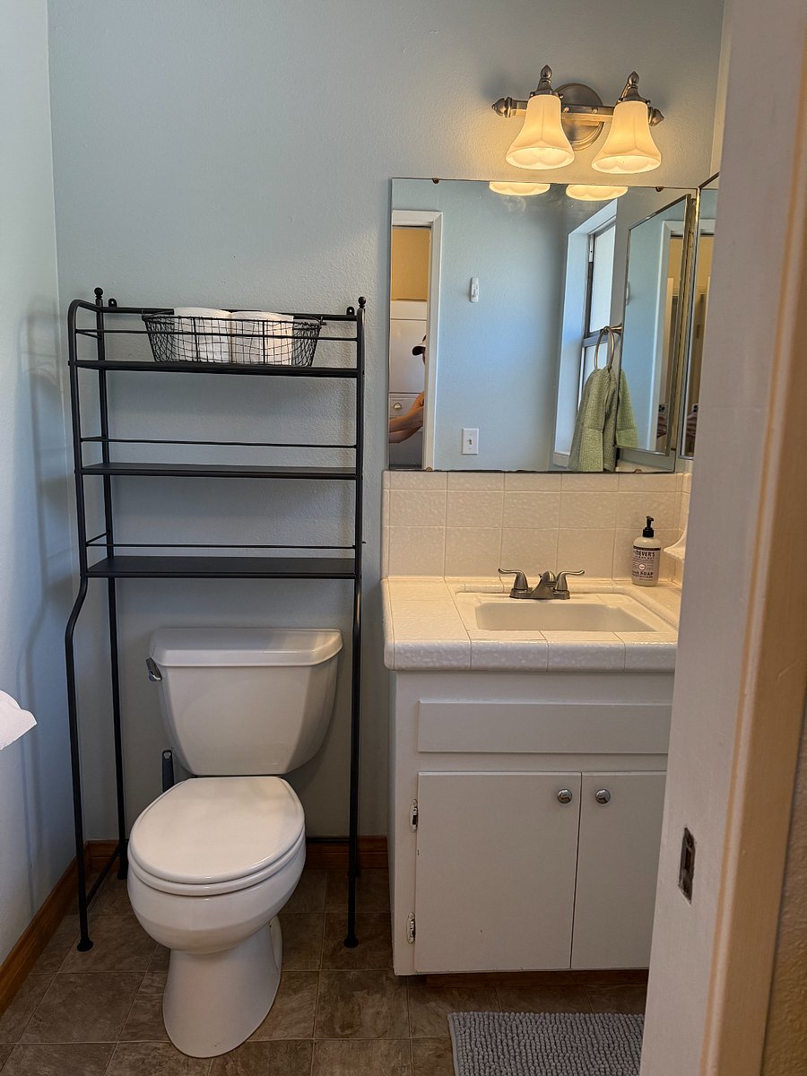 Separate water closet area