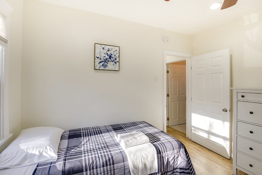 Furnished Finder property 860984_1 photo 22