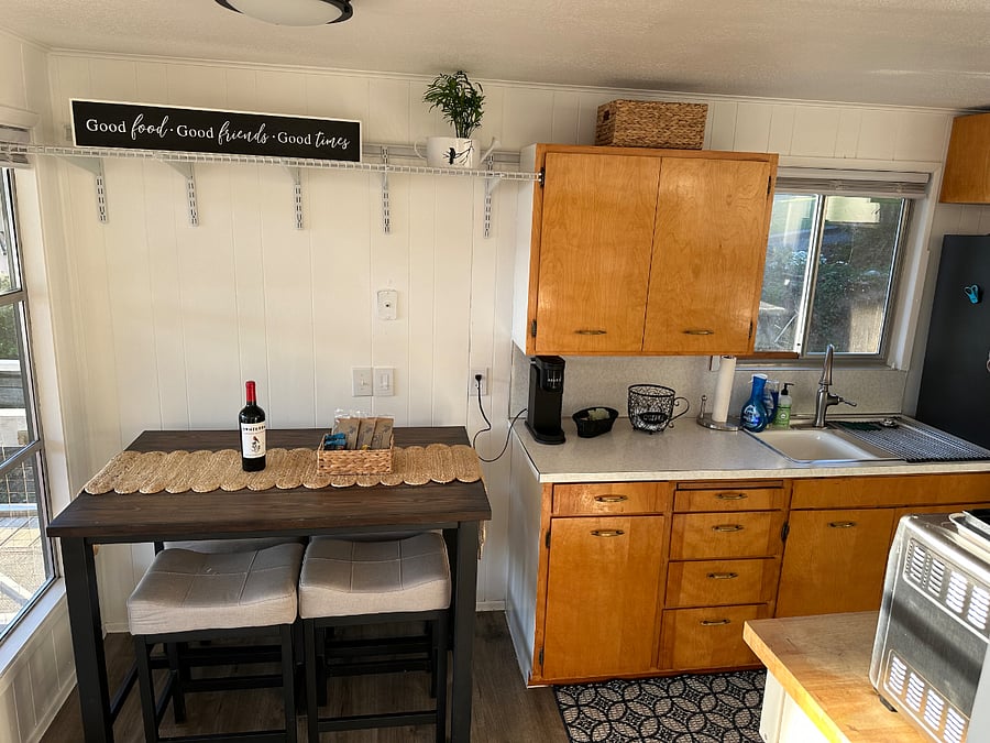 Furnished Finder property 861000_1 photo 7