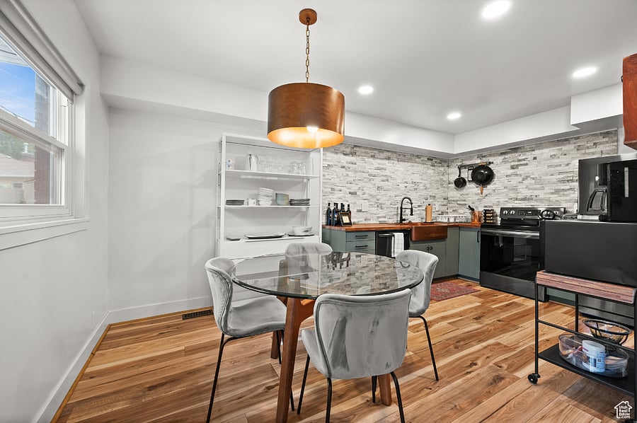 Furnished Finder property 861096_1 photo 12