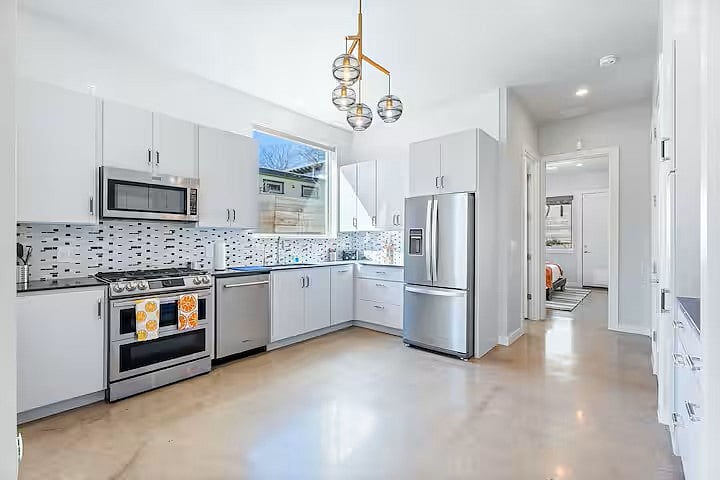 Furnished Finder property 861128_1 photo 7