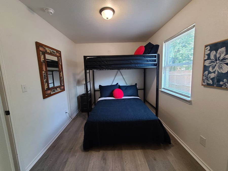 Furnished Finder property 861168_1 photo 9