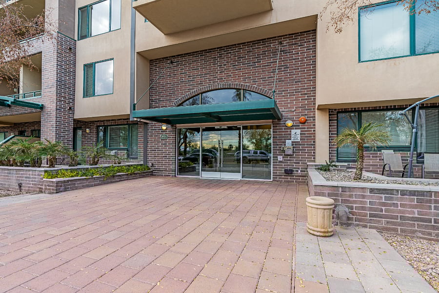 16 W, Encanto Blvd, Building B Entrance