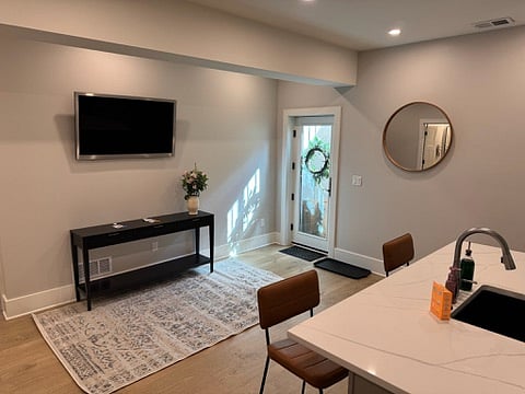 Furnished Finder property 861280_1 photo 14