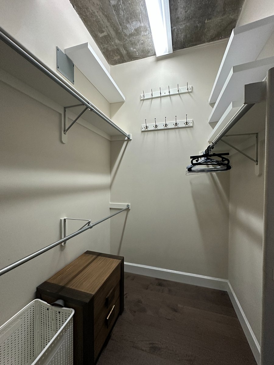 Master Bathroom & Closet