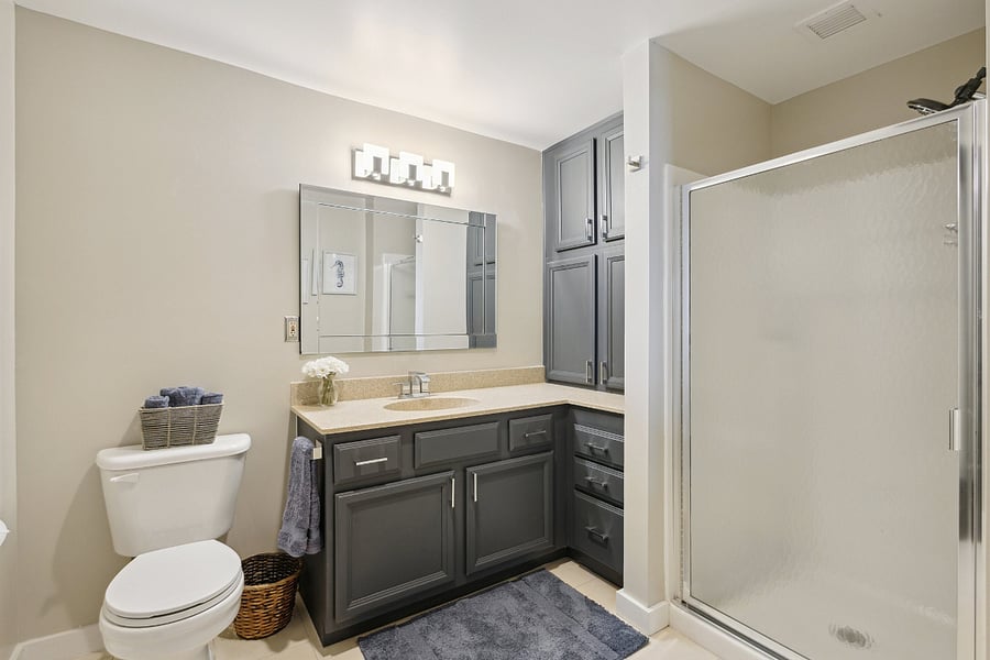 Bathroom #2