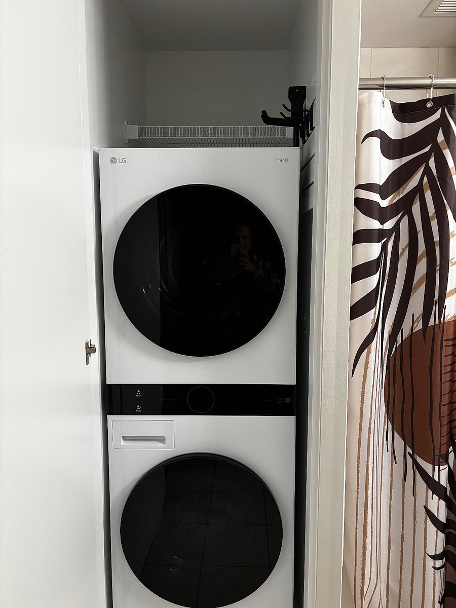New in unit washer/Dryer