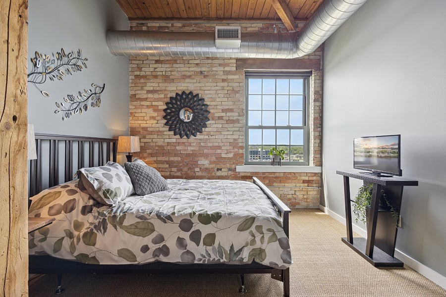 Bedroom #1