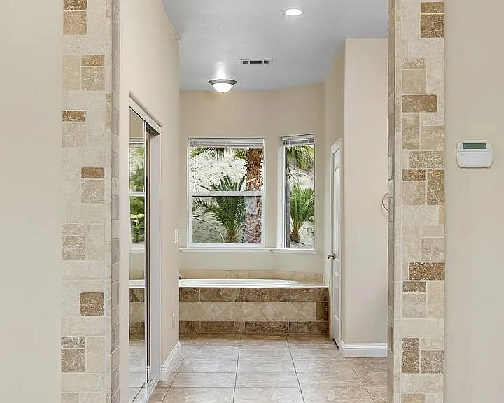 Furnished Finder property 861423_1 photo 16