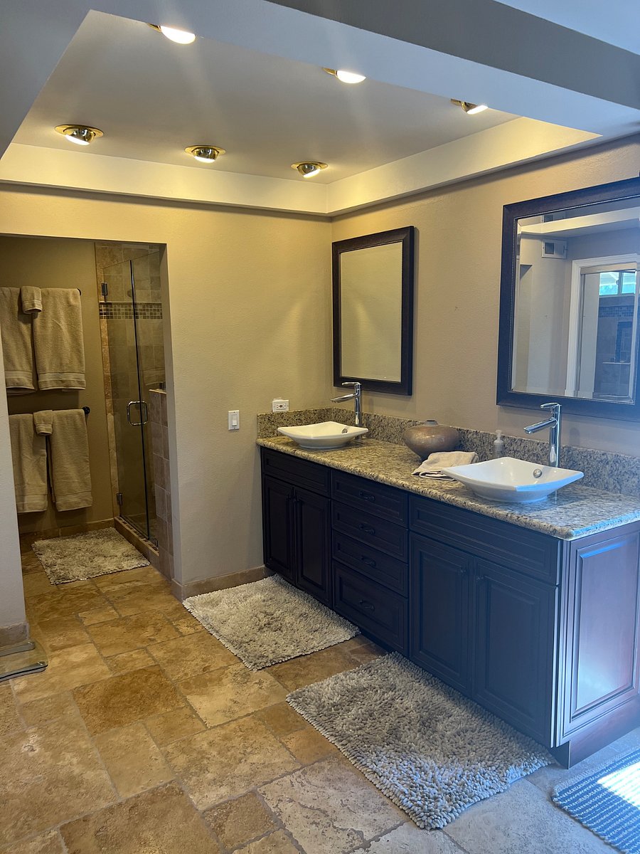 Master bath with lots of closet space
