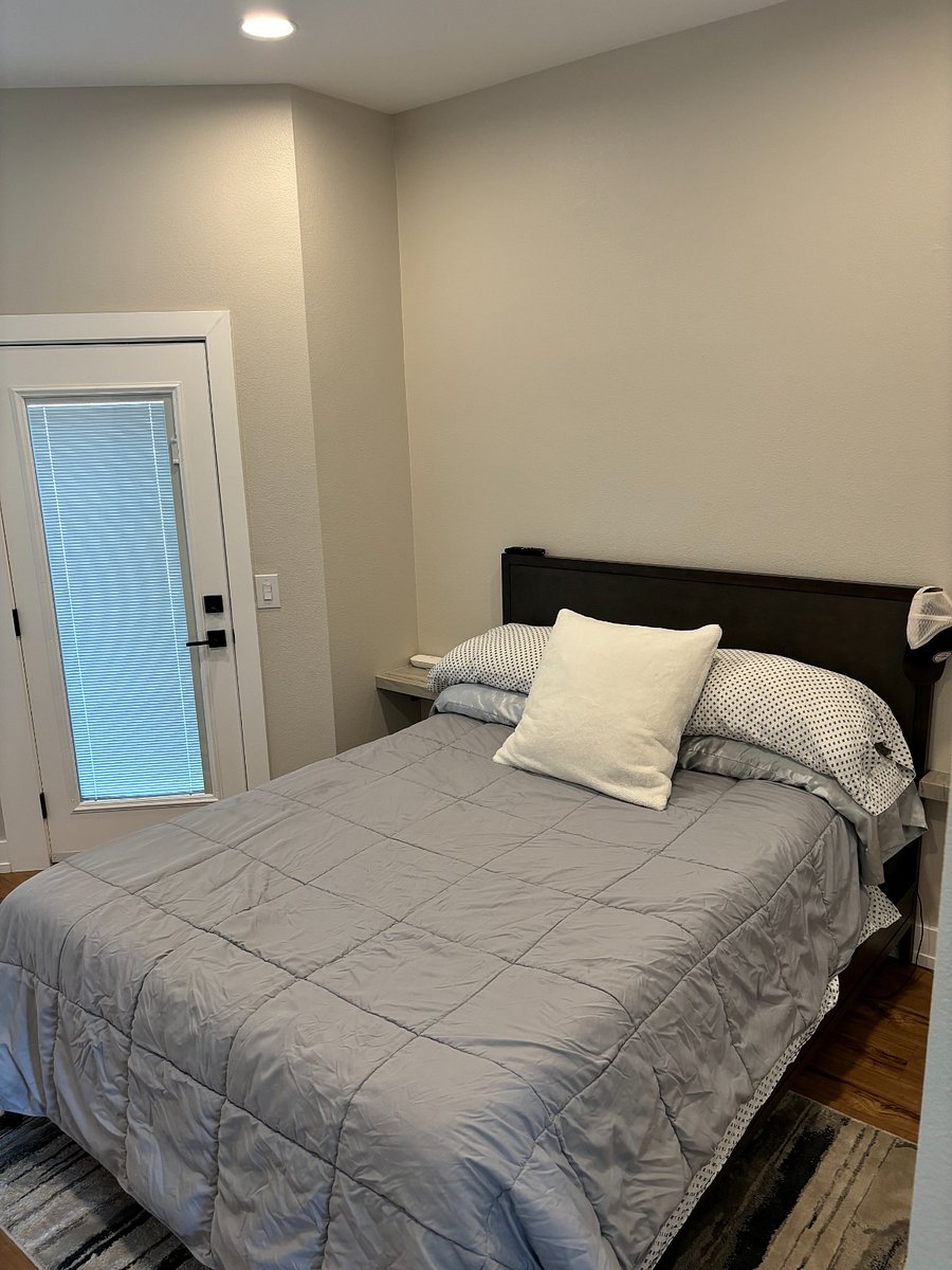Furnished Finder property 861485_1 photo 9