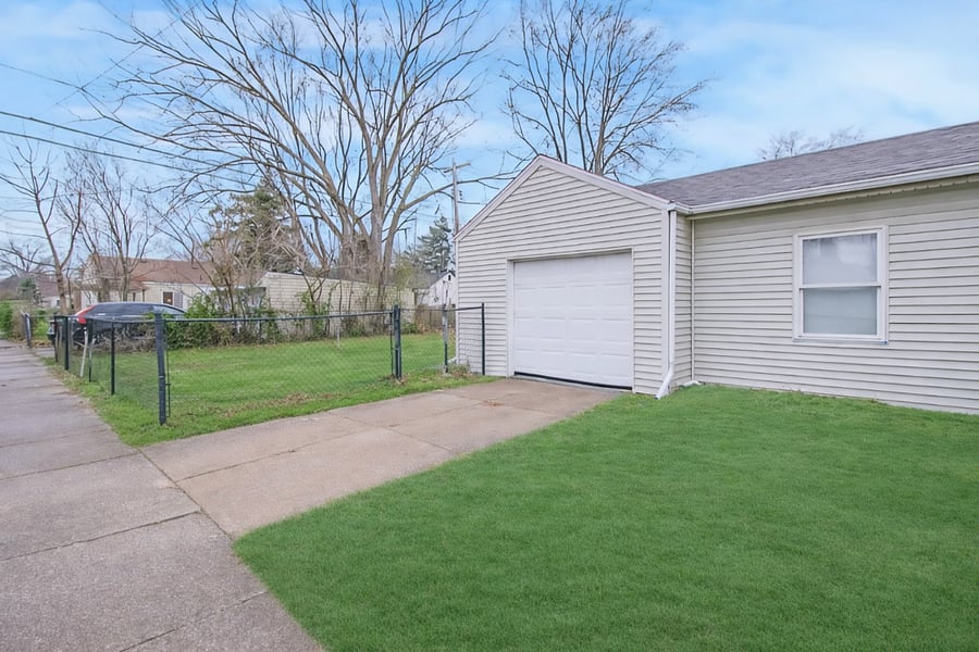 Furnished Finder property 861494_1 photo 21