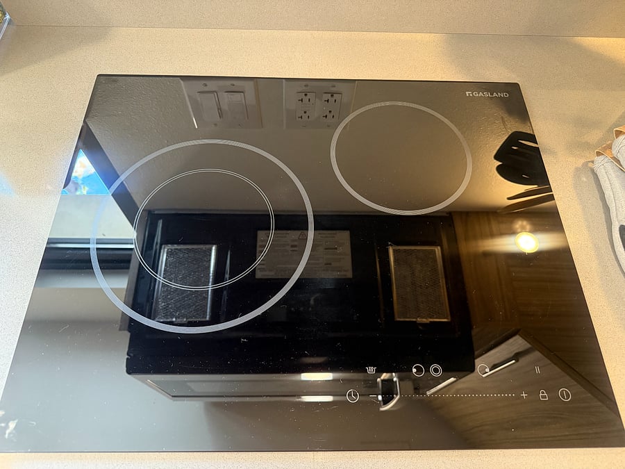 Double burner electric cooktop.