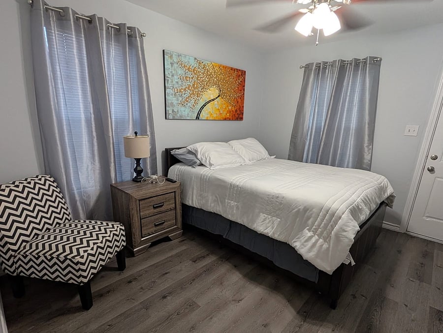 Furnished Finder property 861651_1 photo 12