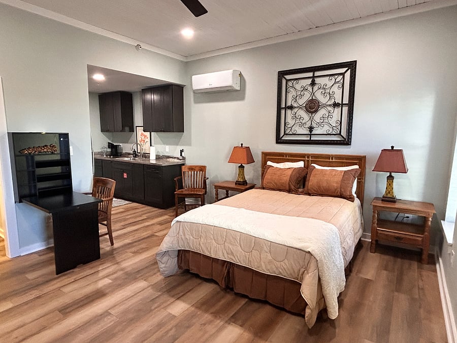 Furnished Finder property 861745_2 photo 1