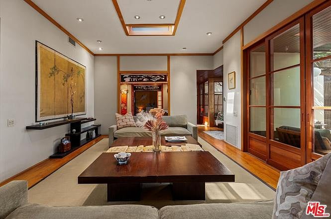 Furnished Finder property 861870_1 photo 11