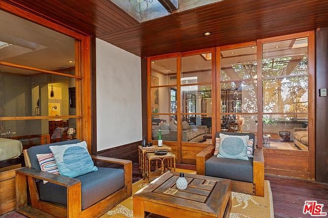 Furnished Finder property 861870_1 photo 4