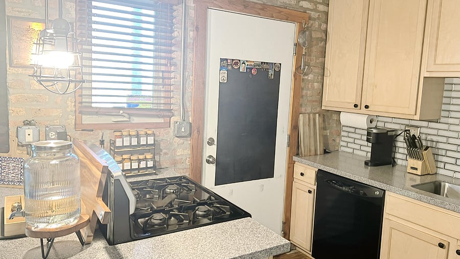Furnished Finder property 861884_1 photo 8