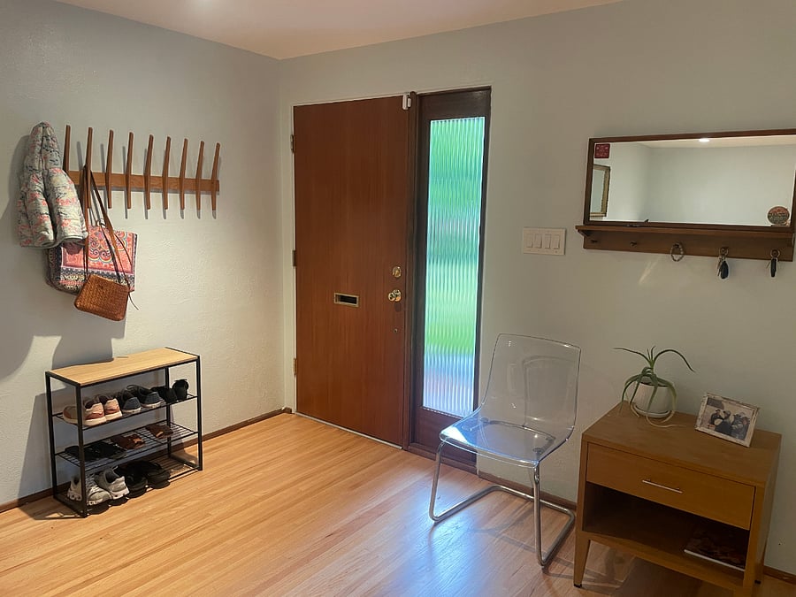 Entry way