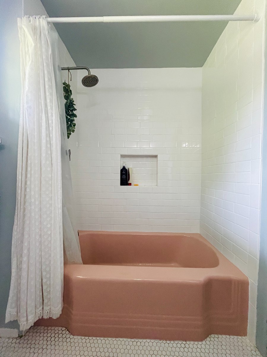 Full Bathroom Newly remodeled shower.