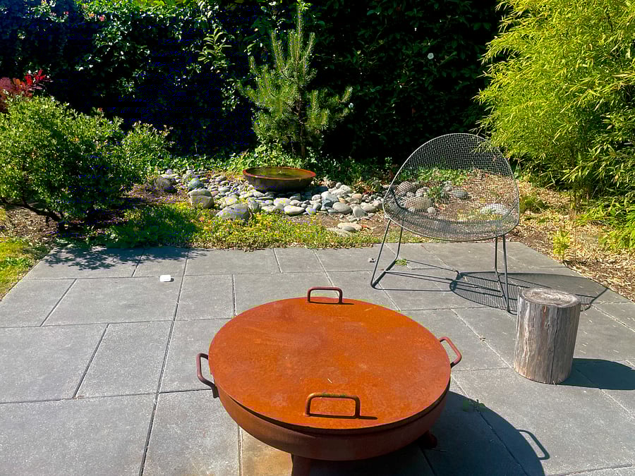 Backyard patio and Fire Bowl