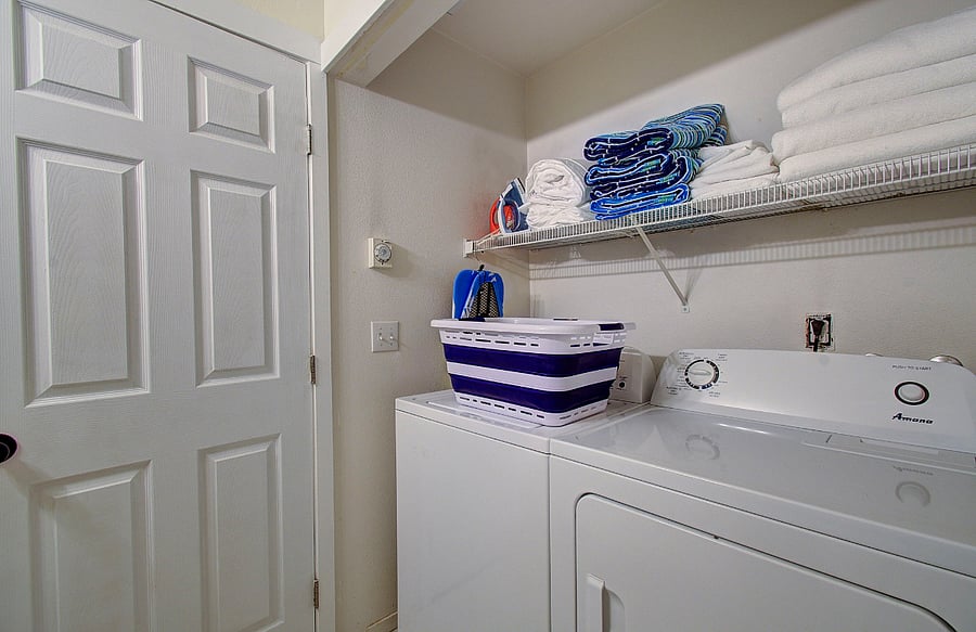 In unit washer dryer