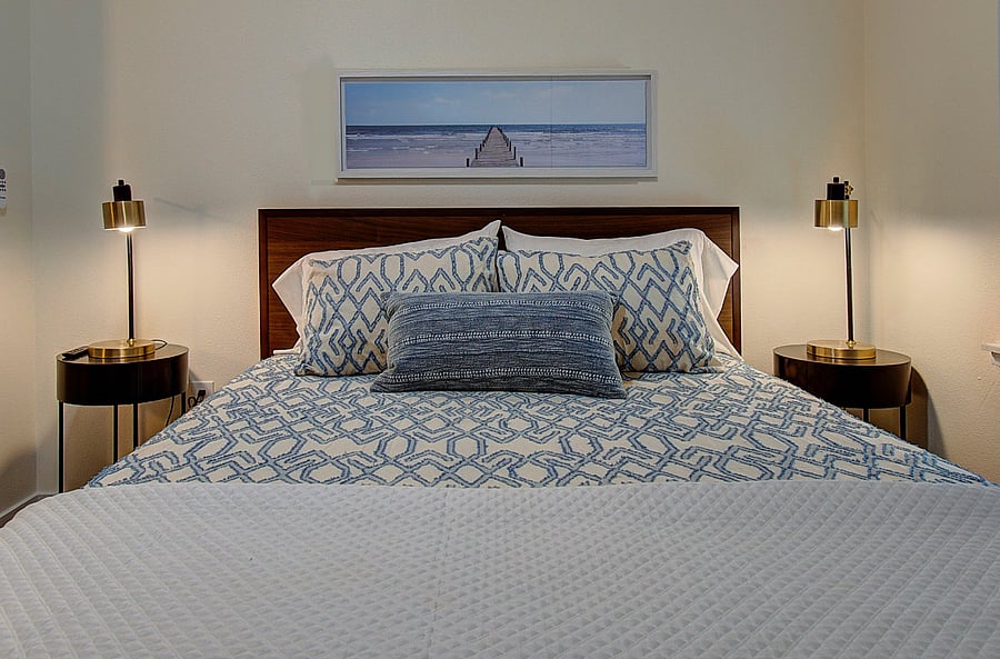 Master bedroom with en-suite bathroom 
