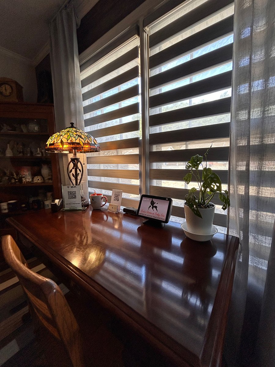 Work Station w/ wireless printer