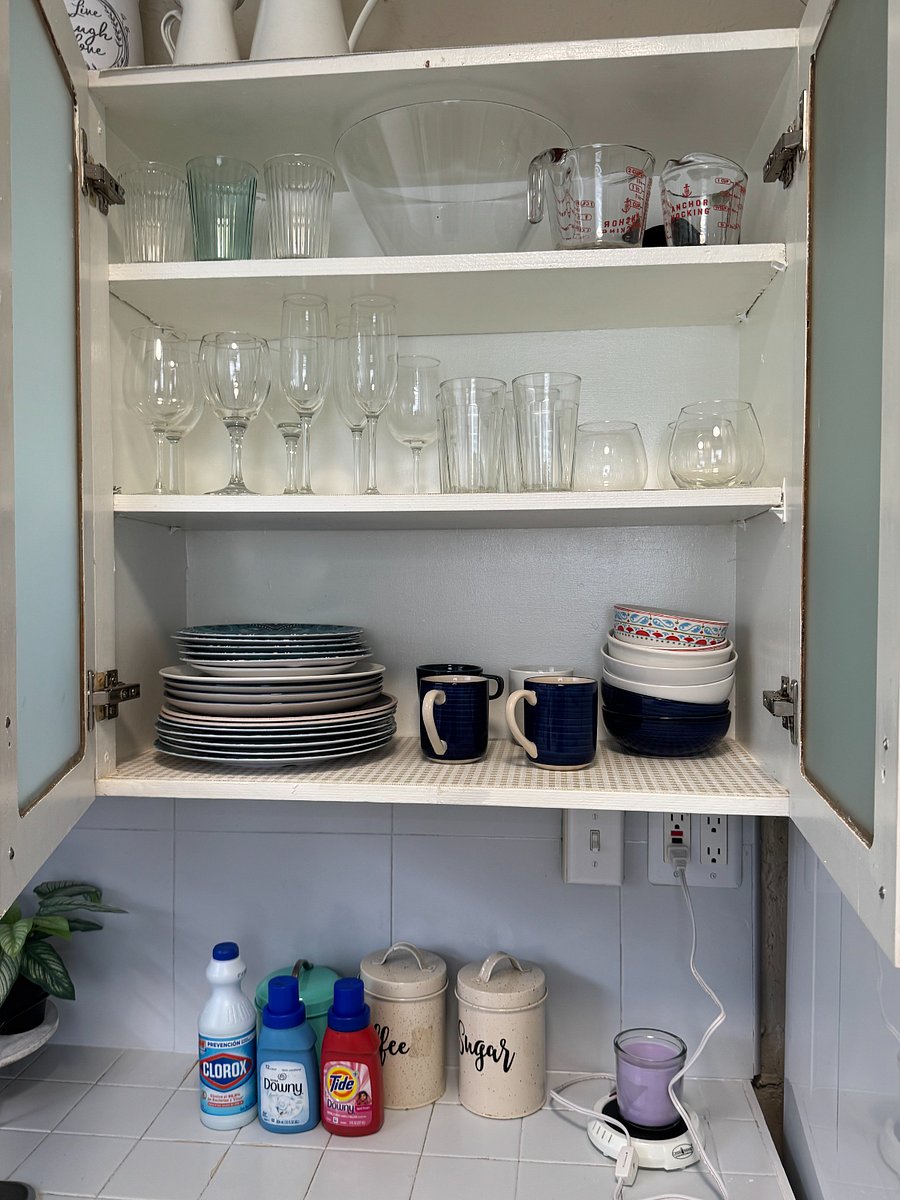 Plenty of dishes and glasses