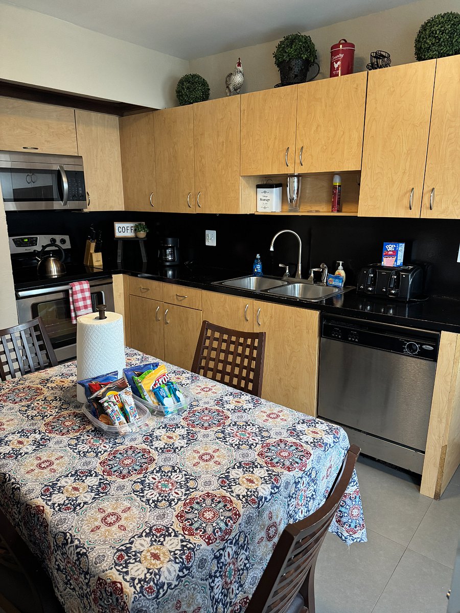 Fully equipped kitchen:  Oven, microwave, toaster, coffee maker, plates, pots and pans glasses, all kitchen utensils, condiments, paper towels, cleaning products, etc