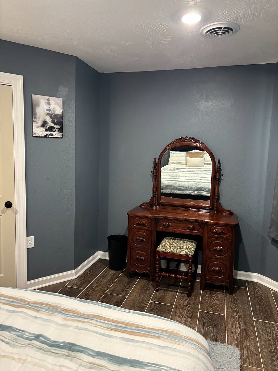 First Floor Bedroom 2