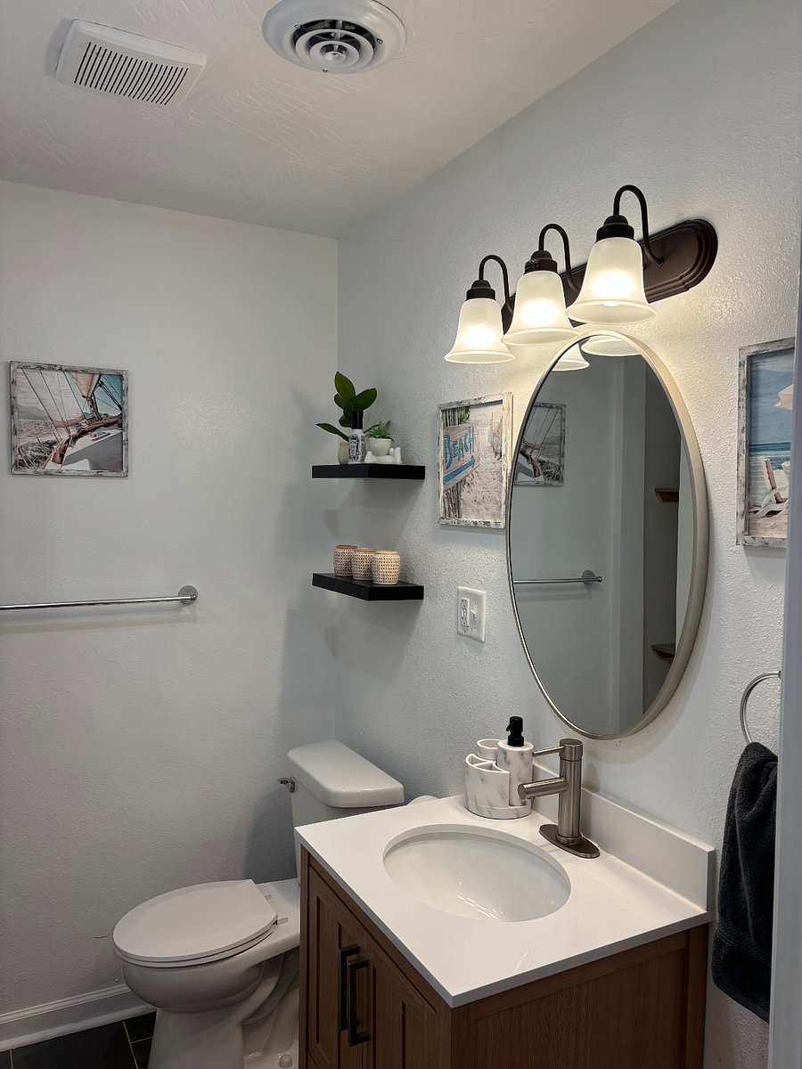 First Floor Bathroom