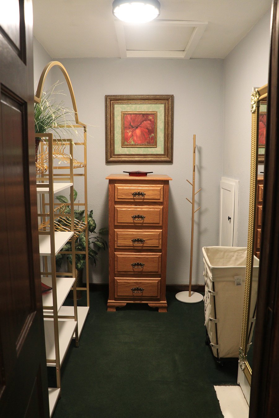 Bedroom 1, Walk in closet